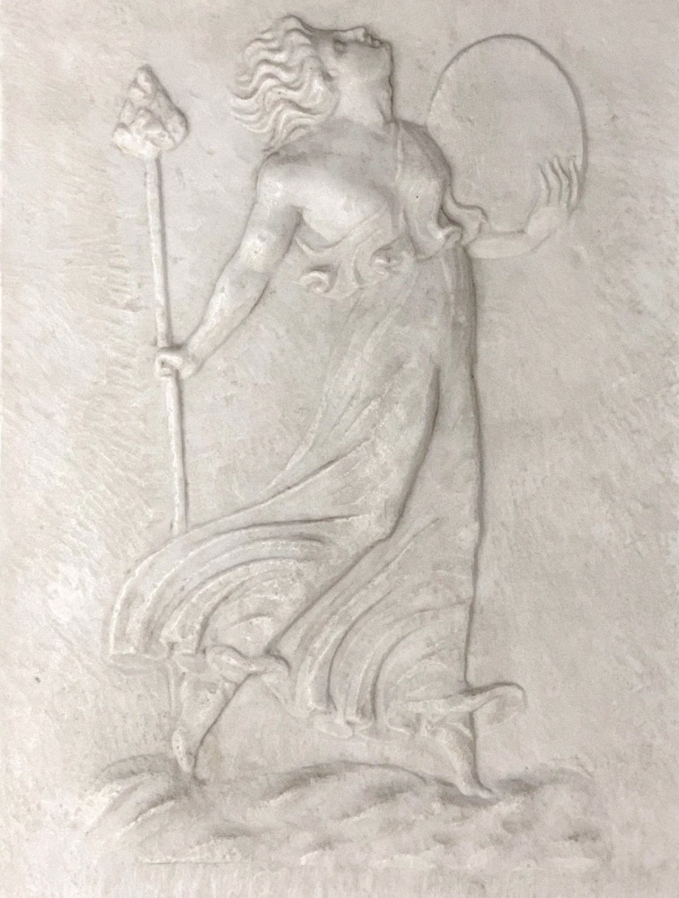 Bas-relief classique représentant une Bacchante
